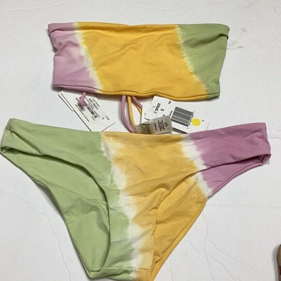 New. L*SPACE tie dye sunburst bikini. Small. Retails $187 - Picture 11 of 12